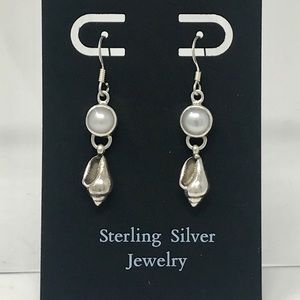 Pearl and Shell Sterling Silver 925 Earrings